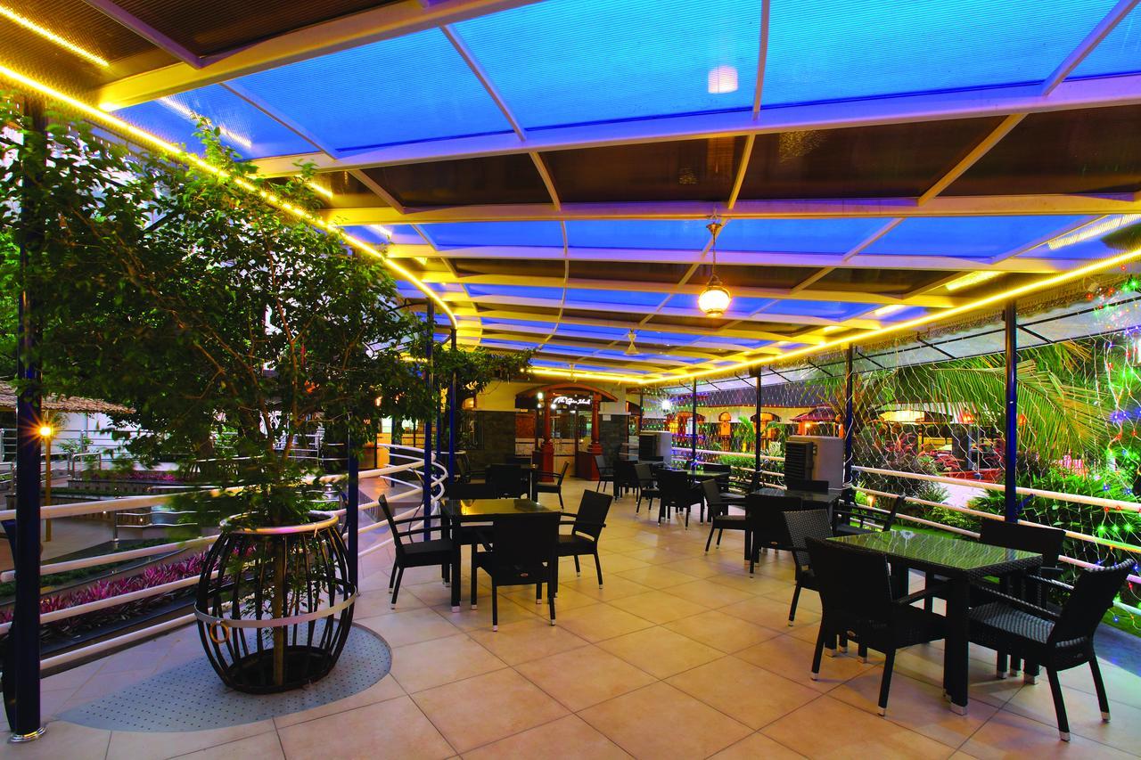 Wetzlar Resorts & Hotels, Cochin Muvattupuzha Extérieur photo