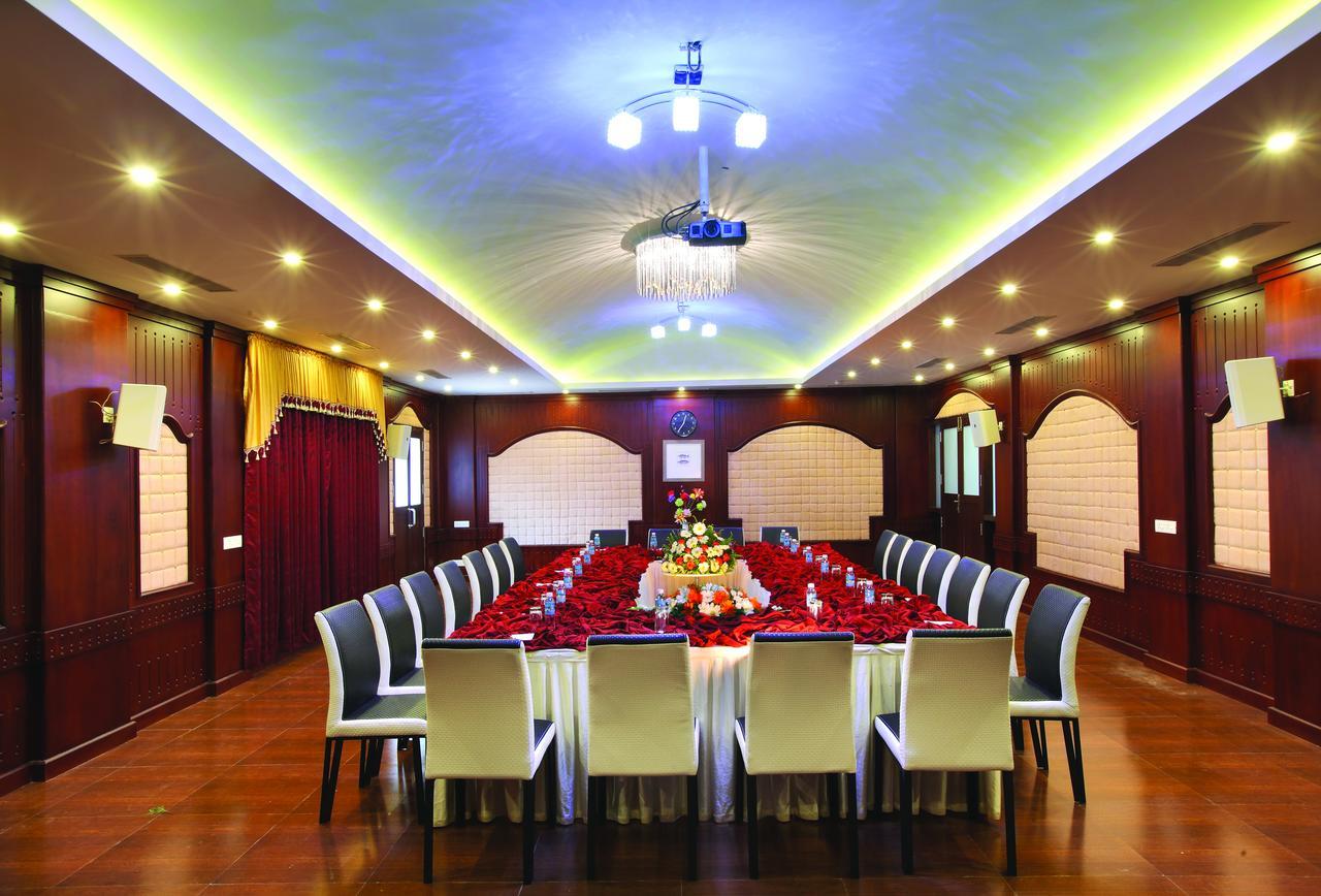 Wetzlar Resorts & Hotels, Cochin Muvattupuzha Extérieur photo