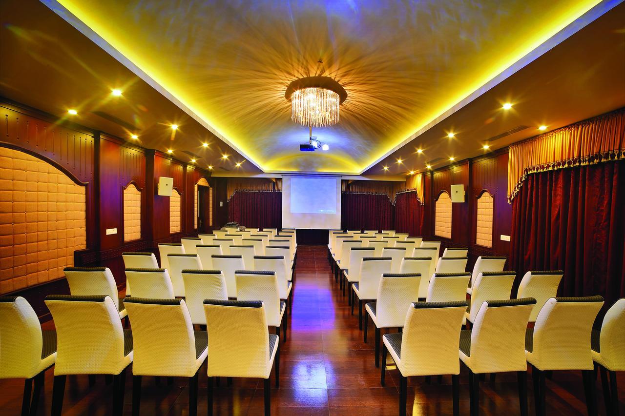 Wetzlar Resorts & Hotels, Cochin Muvattupuzha Extérieur photo